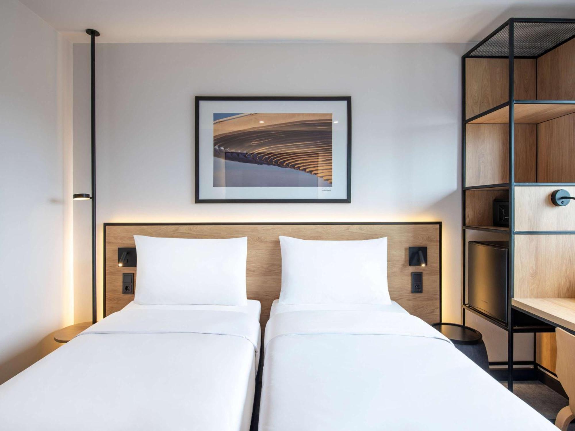 Ibis Tbilisi Airport Otel Dış mekan fotoğraf